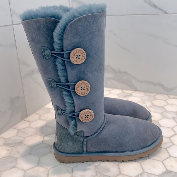 UGG Australia Bailey Button Triplet Dolphin Blue Leather Boots Women’s Size 6 - Picture 1 of 16